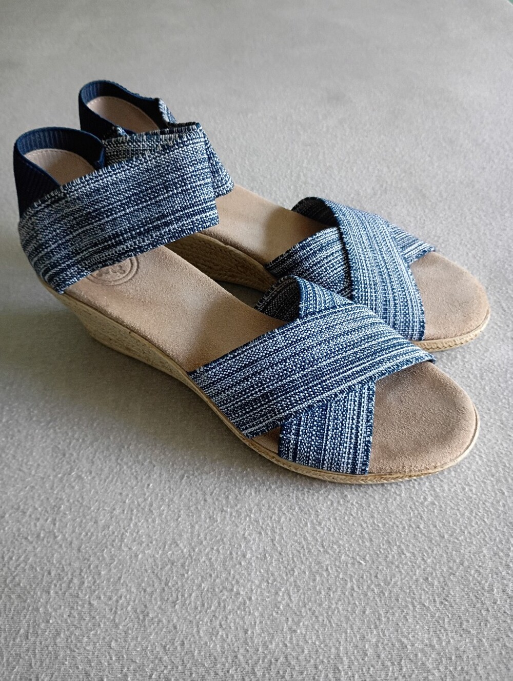 Charleston Shoe Co. Cannon Denim Wedge Espadrille Sandals Size 7